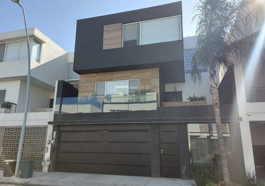 Casa en Venta en Puerta de Hierro Linces, Monterrey, N.L., foto 1 de 10