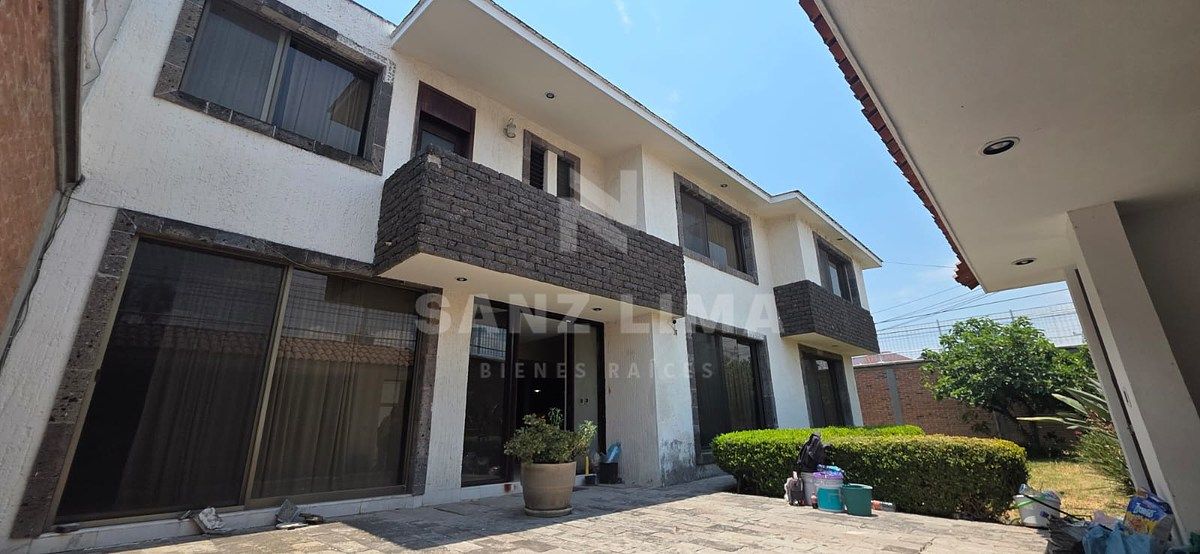Arboledas 1a Sección: Exclusiva casa en zona céntrica residencial, foto 1 de 32
