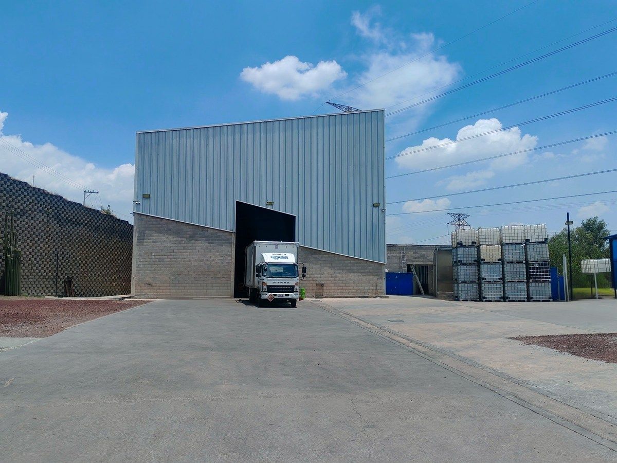 Prédio industrial em Alfredo del Mazo Vélez, Naucalpan de Juárez, foto 6 de 20