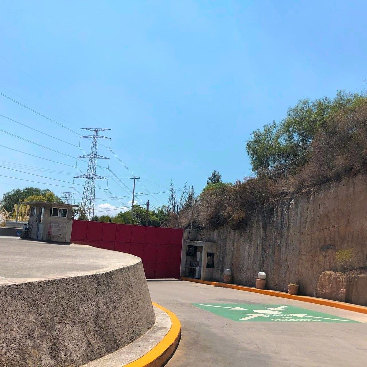 Prédio industrial em Alfredo del Mazo Vélez, Naucalpan de Juárez, foto 16 de 20