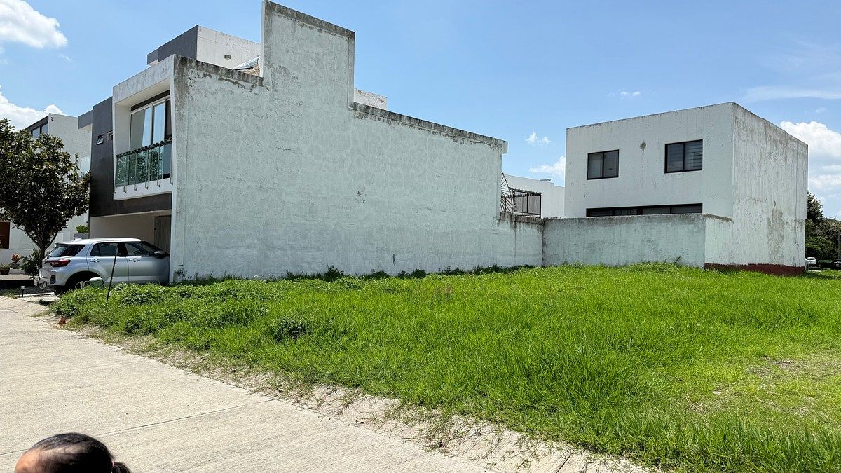 Lot in Valle Imperial, Zapopan, photo 2 of 11