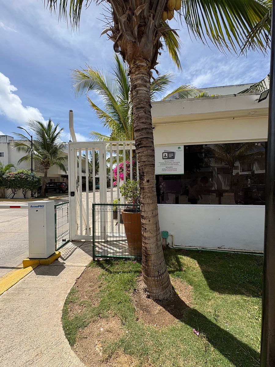 Casa en Selvanova Residencial, Playa del Carmen, foto 2 de 49