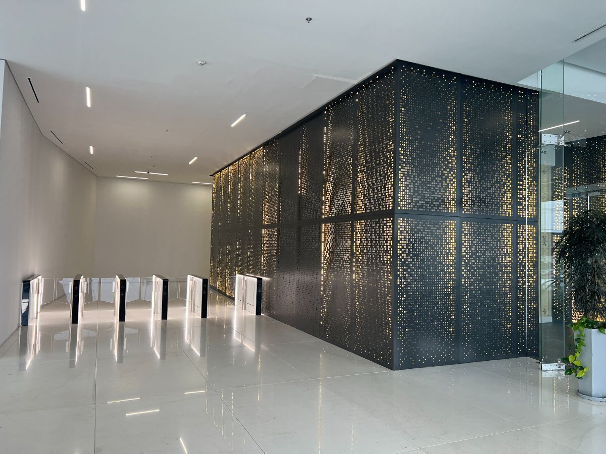 MEDIO PISO DE OFICINAS EN VENTA EN ZONA ANDARES TRIPLE A, foto 1 de 40