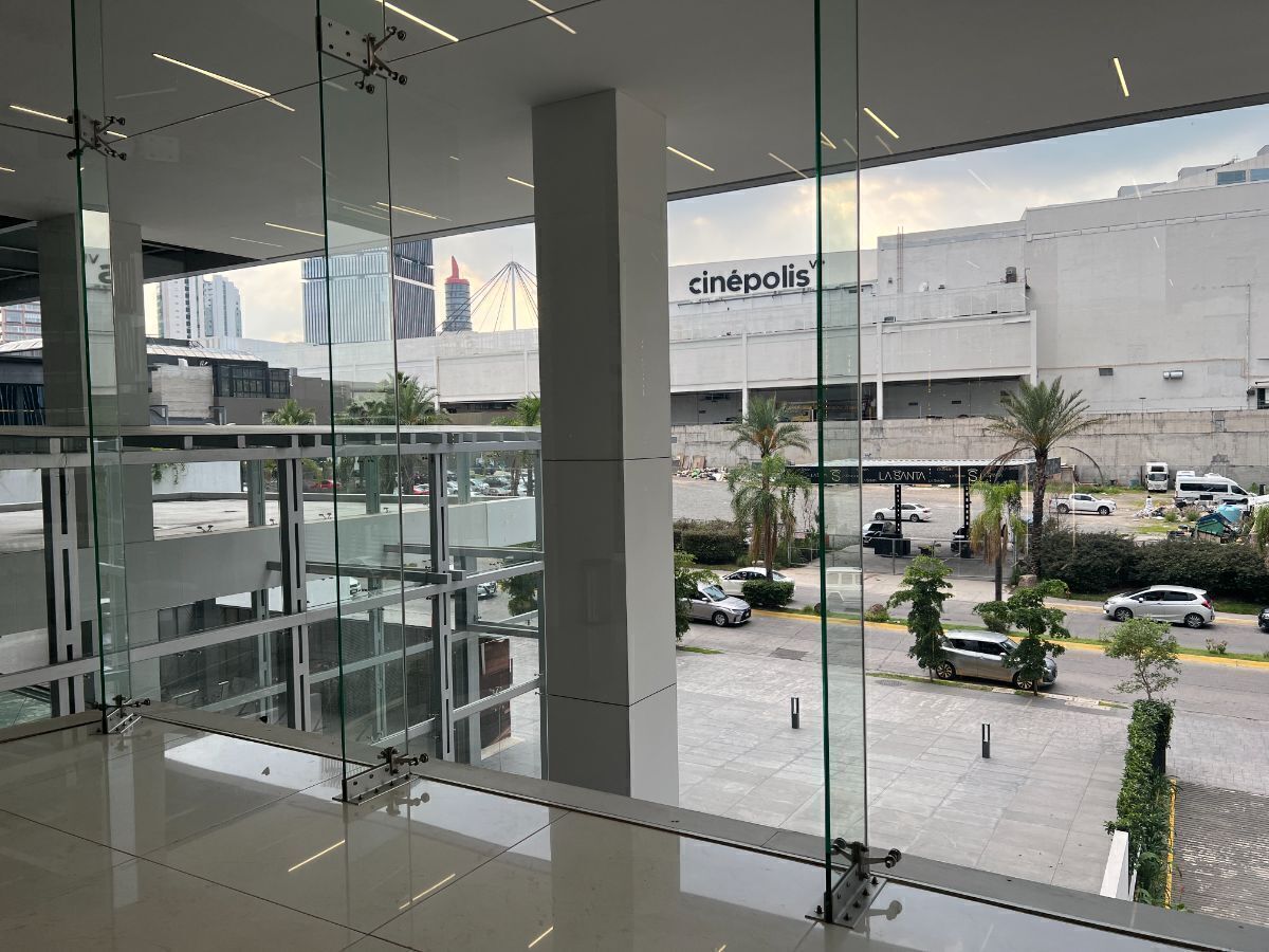 Sala Comercial em Puerta de Hierro, Zapopan, foto 33 de 40