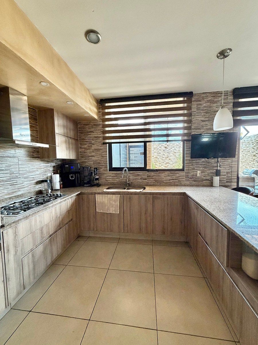 Casa em Bellaterra, Tlajomulco de Zúñiga, foto 5 de 28