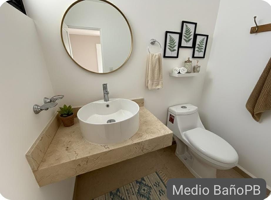 Medio Baño, foto 3 de 9