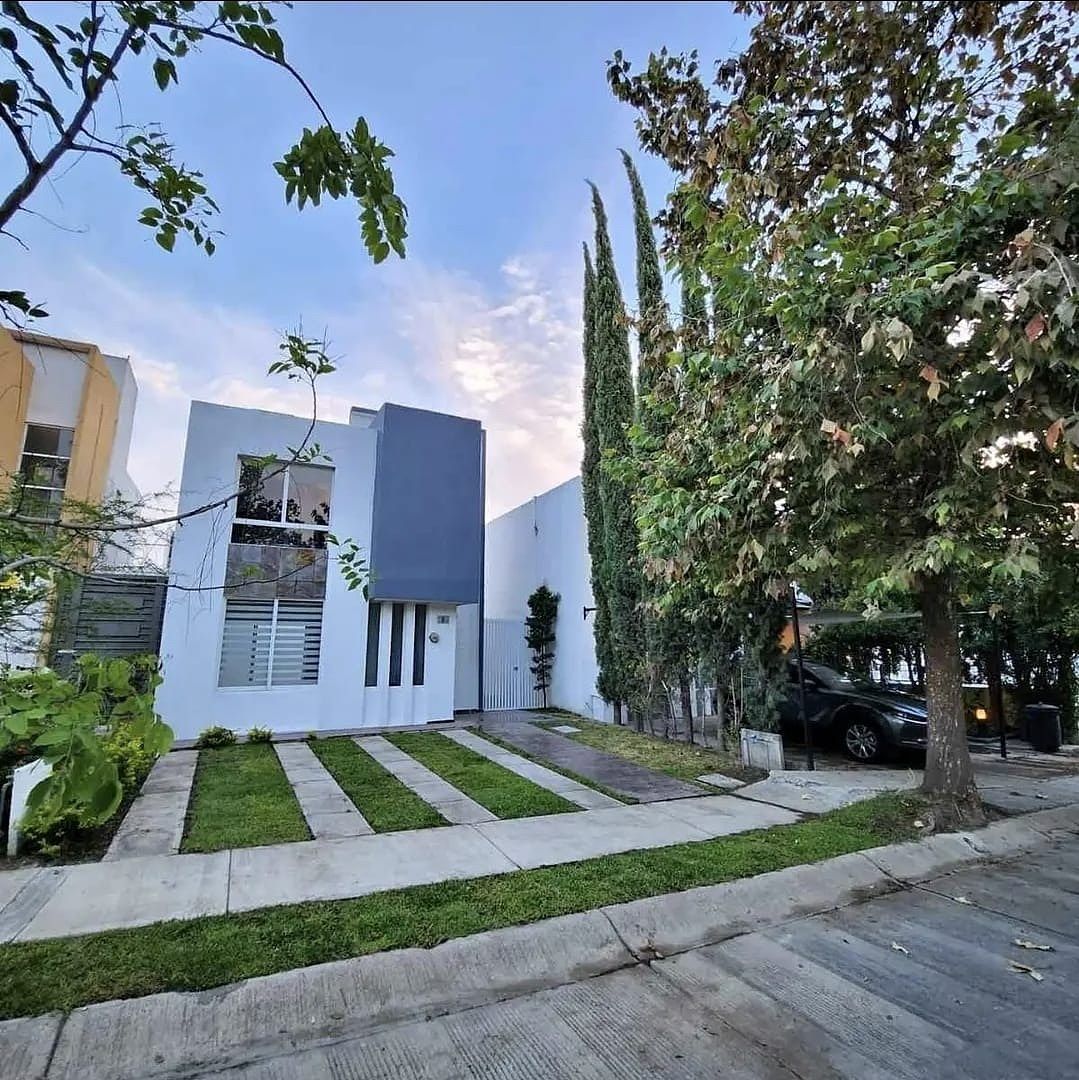 Casa en VENTA para inversionistas al SUR de la Ciudad, photo 1 of 22