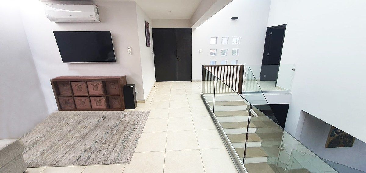 Casa em Lomas del Campanario III, Querétaro, foto 8 de 17