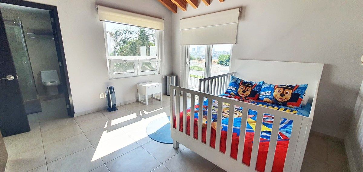 Casa em Lomas del Campanario III, Querétaro, foto 10 de 17