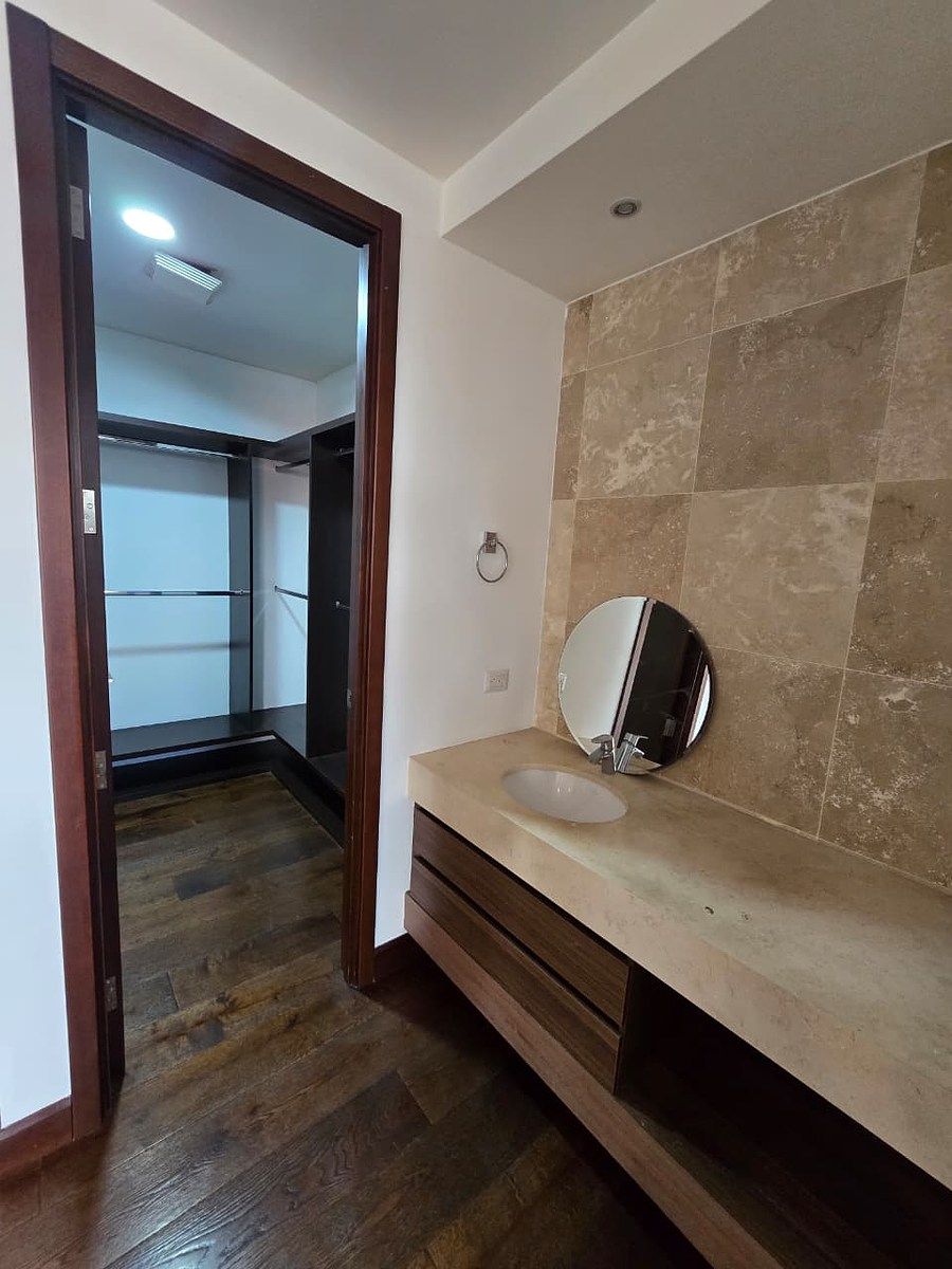 Apartamento en Zona 14, Guatemala, foto 20 de 26