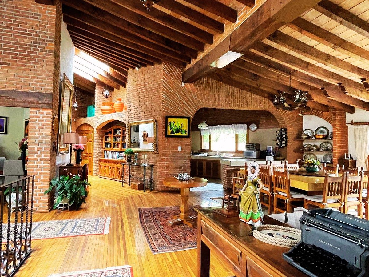 EXCELENTE OPORTUNIDAD VENTA CASA Y TERRENO LUXURY VALLE DE BRAVO - foto 2