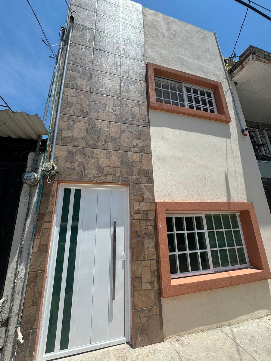 House in Villa Hermosa, Guadalajara, photo 2 of 16