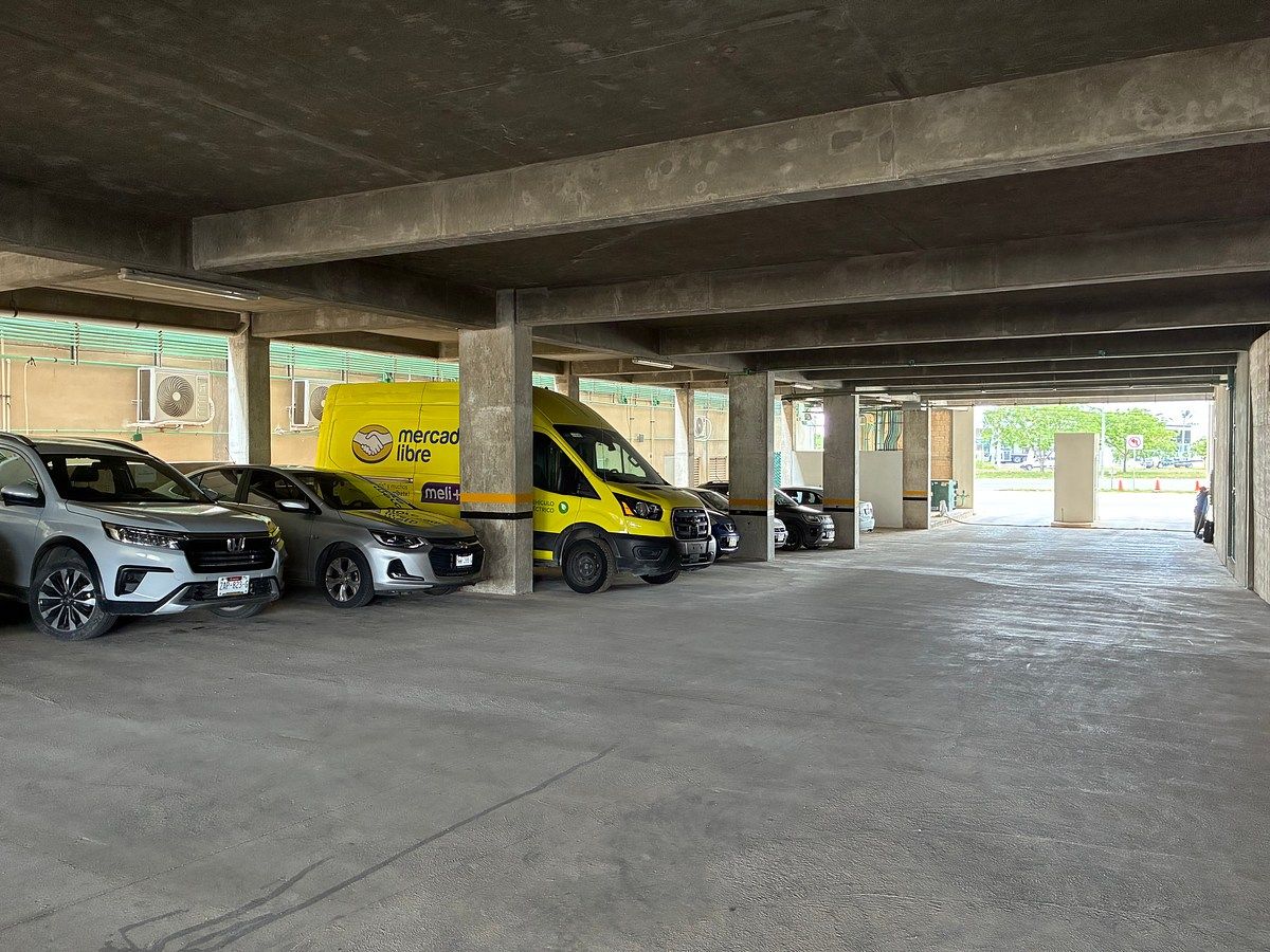 Estacionamiento, foto 10 de 10