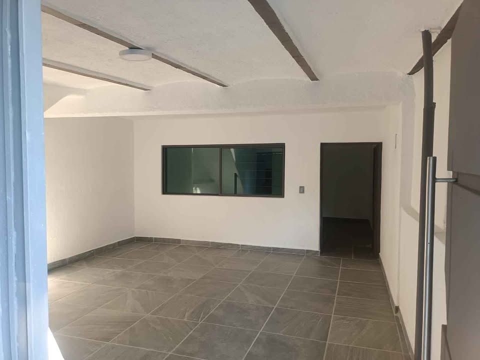Casa em El Retiro, Guadalajara, foto 3 de 19