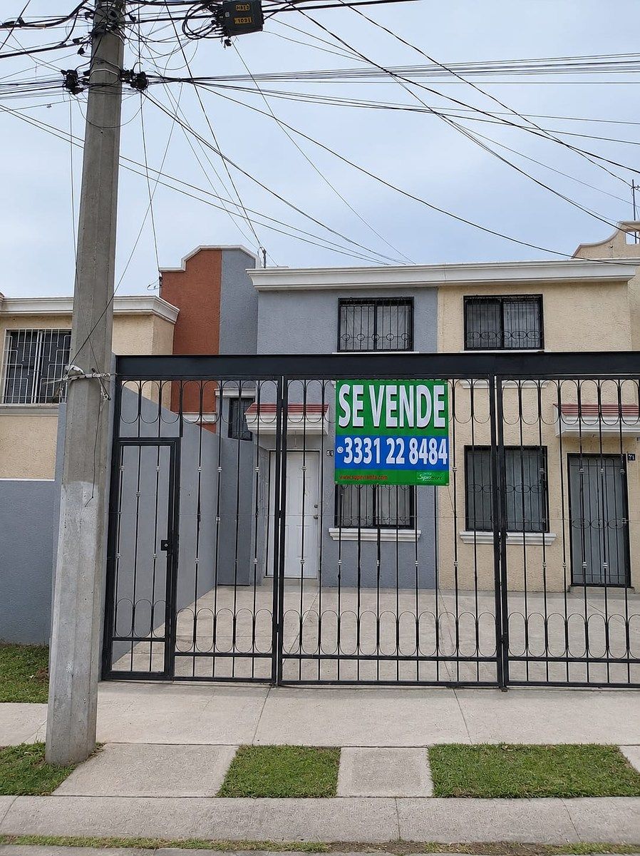 CASA EN VENTA HACIENDAS DEL SUR $1’650,000, foto 1 de 8