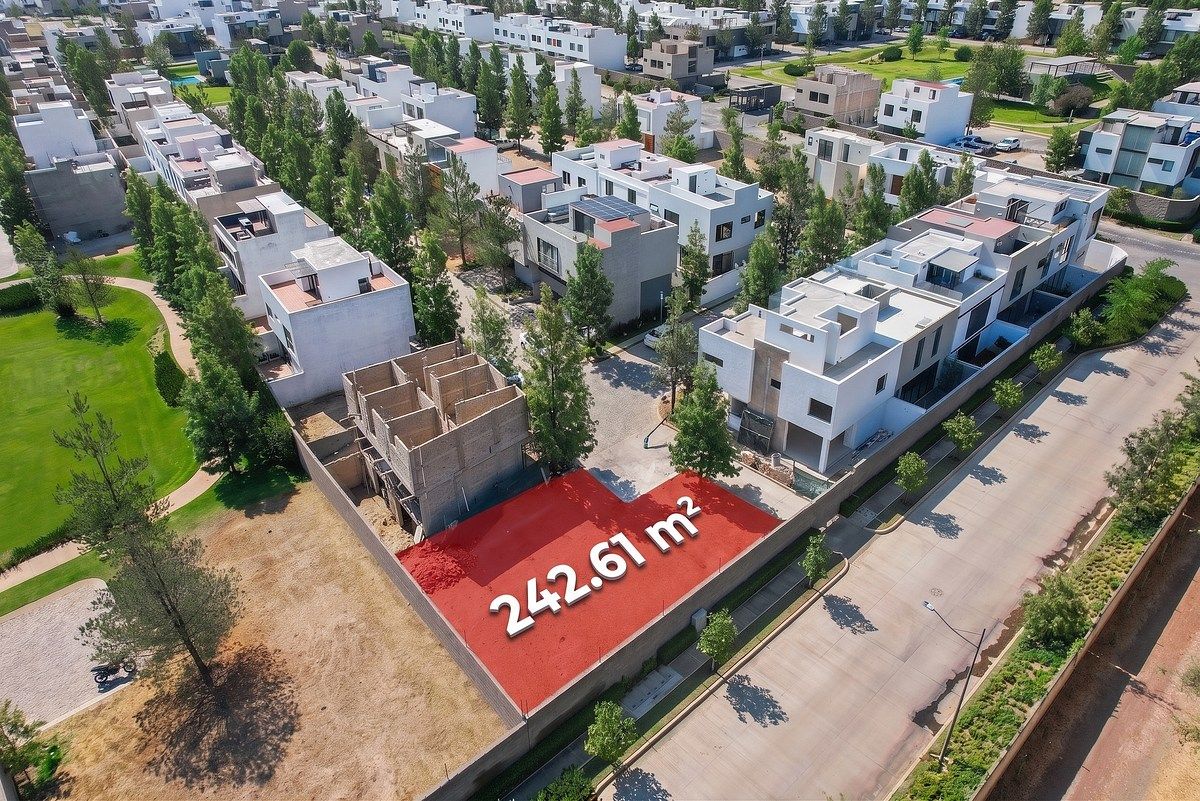 Terreno à Venda em Solares, Zapopan dentro de um Condomínio em Privanza, foto 1 de 25
