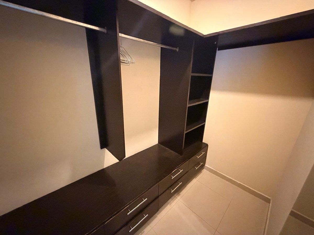 House in Cumbres Elite 8vo Sector, Monterrey, photo 15 of 18