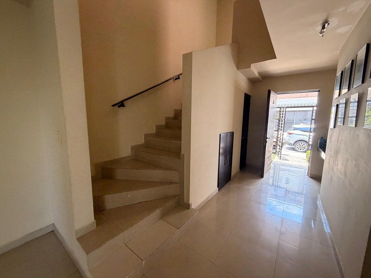 House in Cumbres Elite 8vo Sector, Monterrey, photo 8 of 18