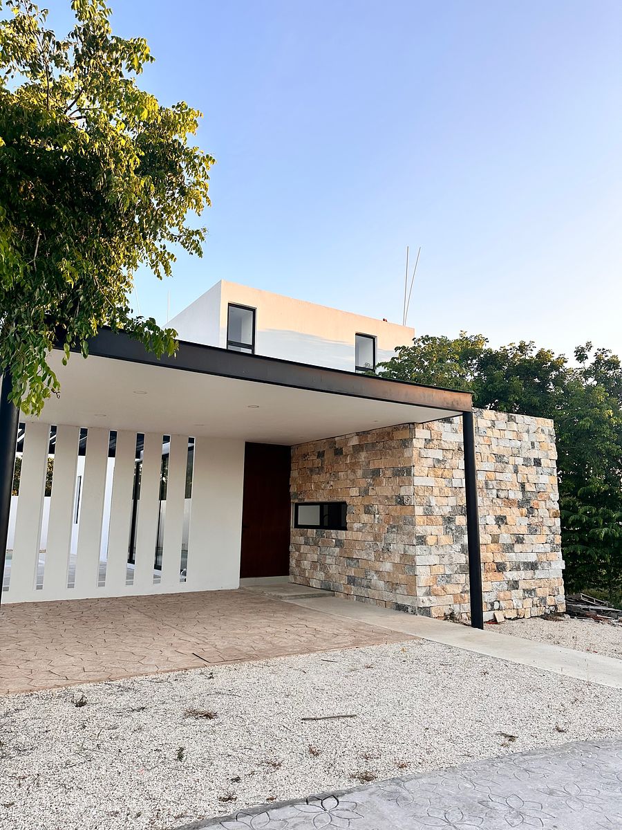 Fachada Principal, foto 1 de 18