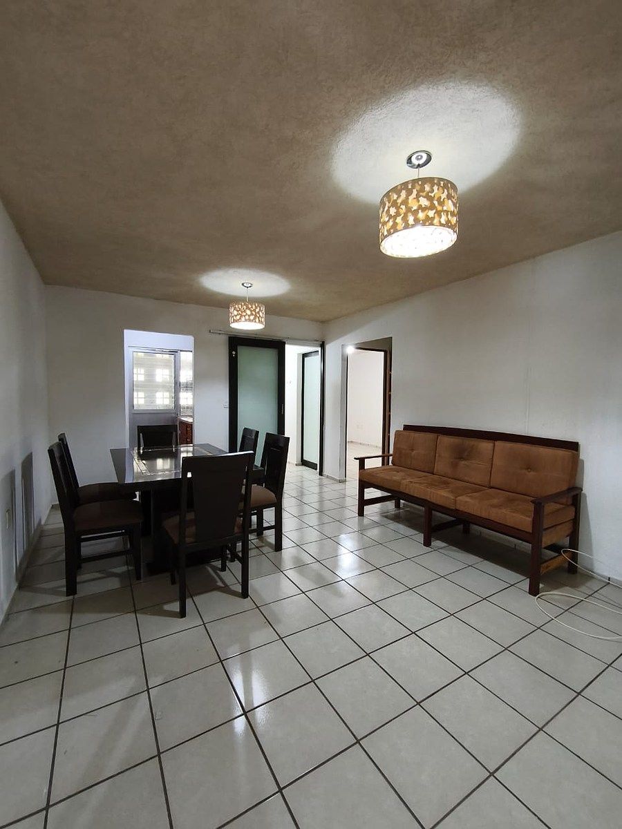 SE VENDE DEPARTAMENTO - FRACC. BICENTENARIO EN PRIMERA PLANTA, foto 1 de 8
