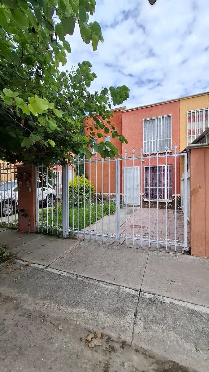 CASA À VENDA EM LA ESTANCIA, foto 1 de 18