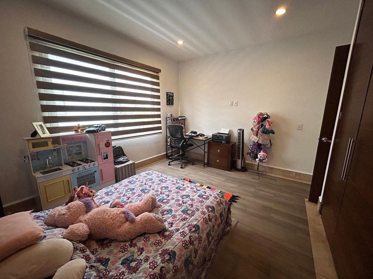 House in Santillana Parque Residencial, Zapopan, photo 30 of 40