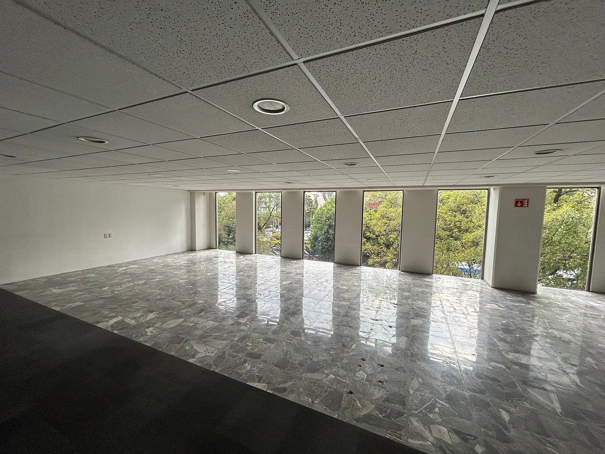 Excelente Oficina en la del valle  de 493 M2, foto 1 de 16