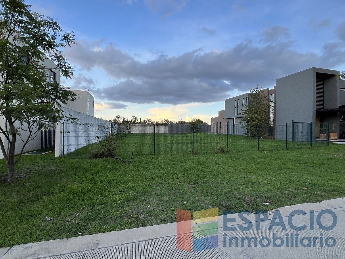 Lot in Haciendas San Acasio, Zapopan, photo 4 of 5