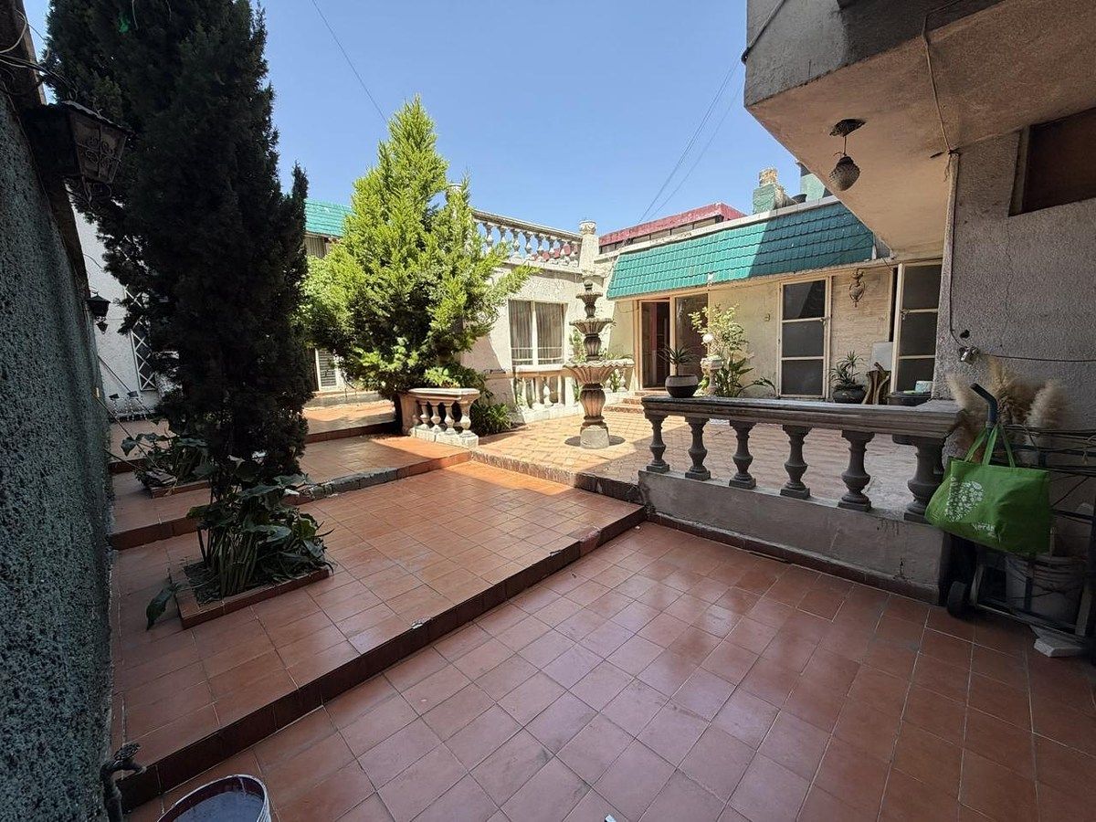 Building in Santa Clara, Toluca, photo 11 of 16