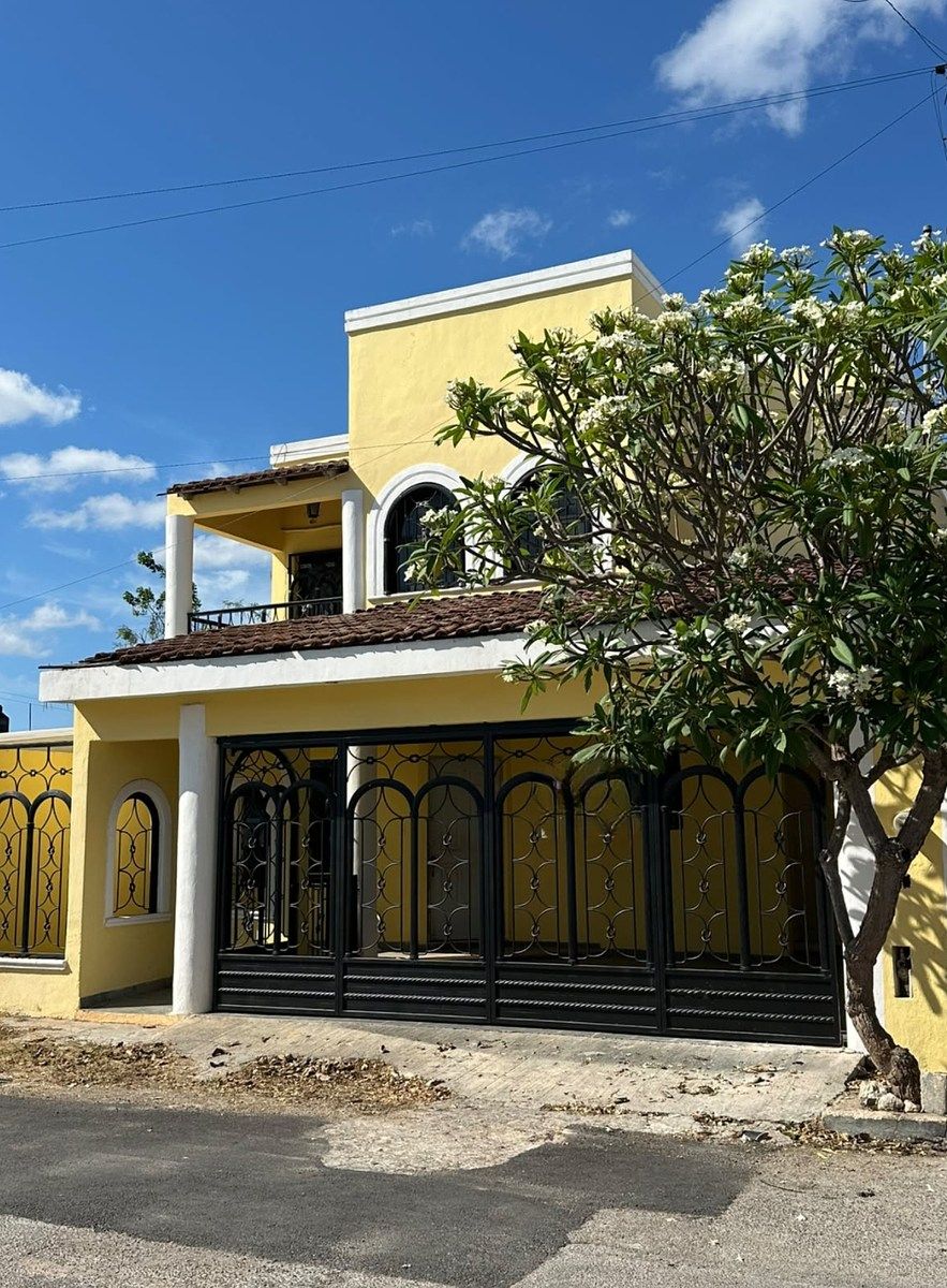 Casa de 4 recámaras en venta en Pinos del Norte, foto 1 de 16