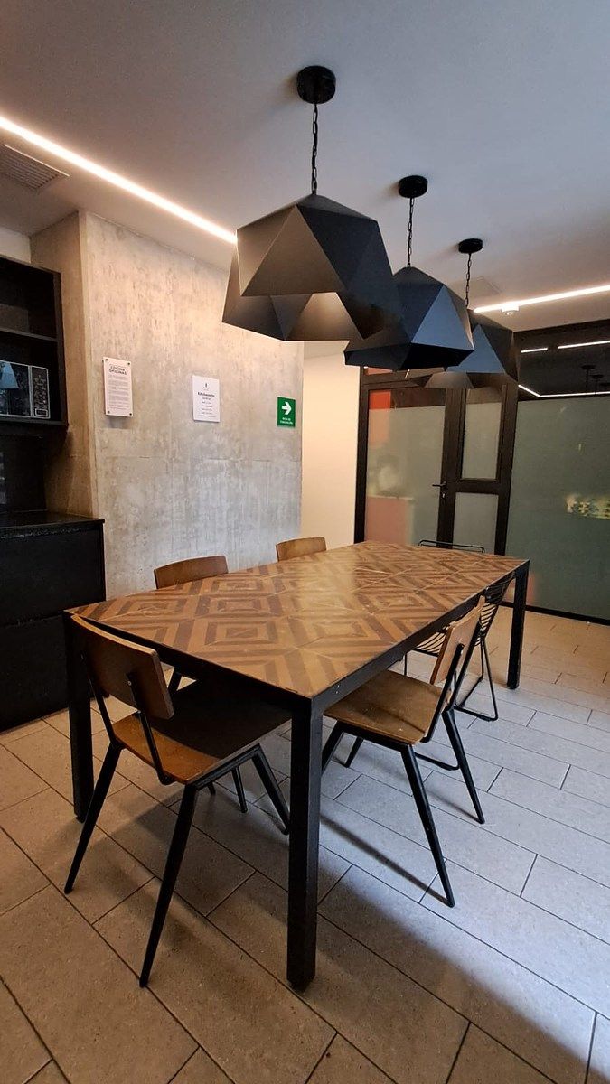 OFICINA EN VENTA O RENTA – EDIFICIO GRANAT, ZONA 4 - Image 3