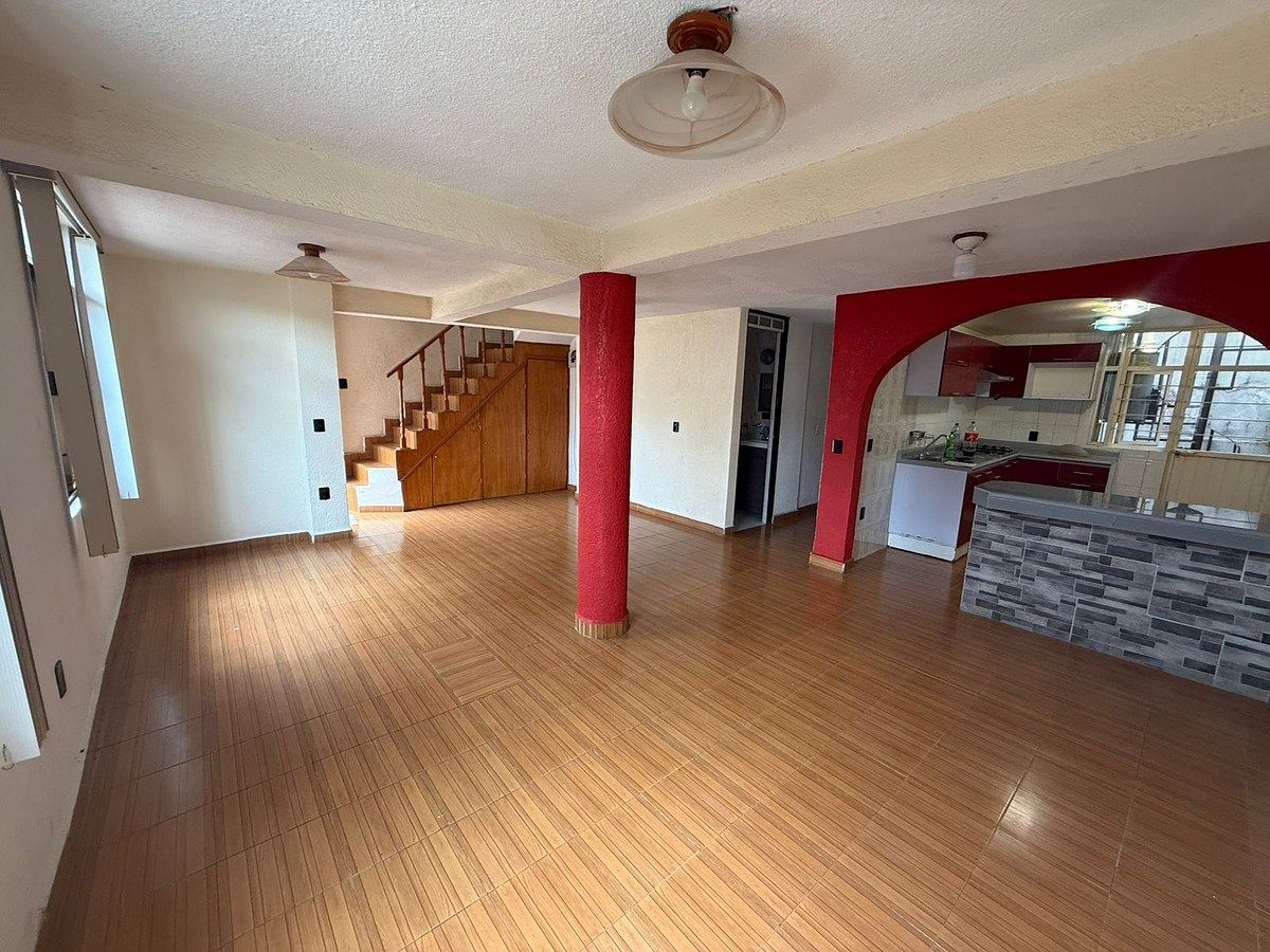 Casa en Unidad Vicente Guerrero, Iztapalapa, foto 3 de 19