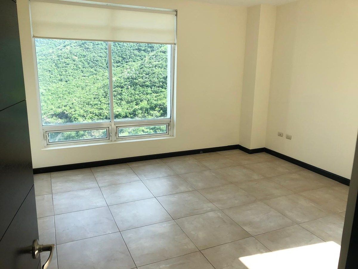 Alugo um apartamento de 2 quartos por 35.000, foto 1 de 13