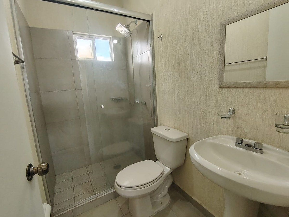 Casa em condomínio fechado em Residencial Alta California, Tlajomulco de Zúñiga, foto 12 de 18