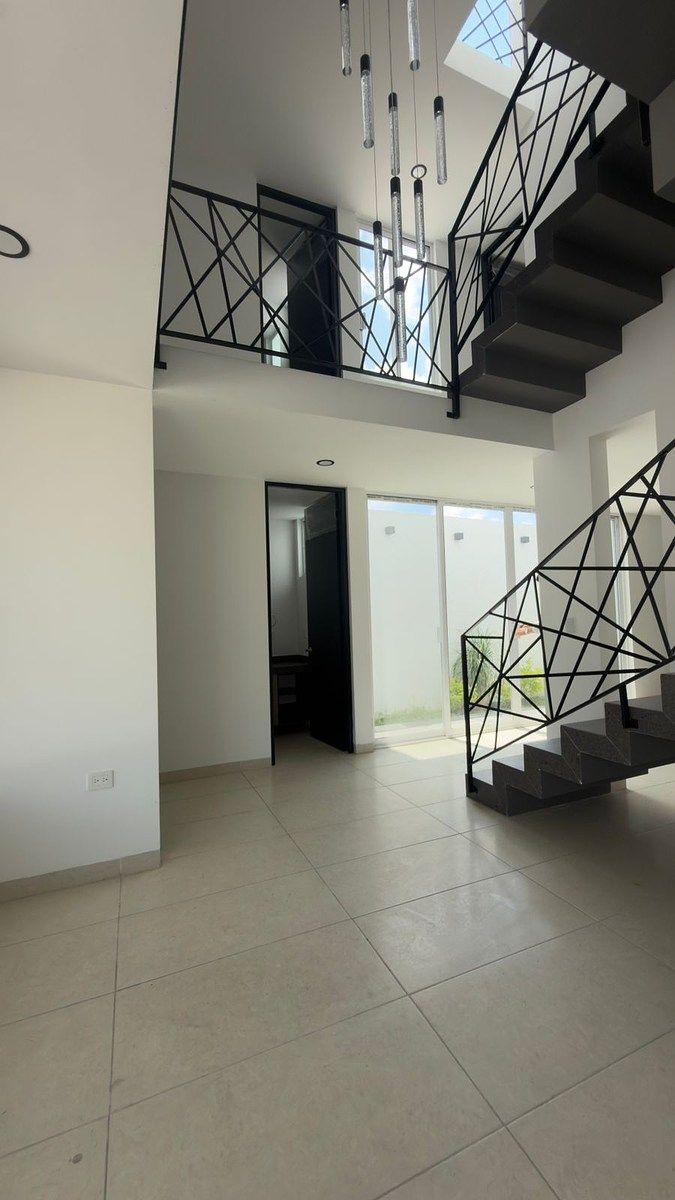 House in Gated Community in Fraccionamiento Arroyo del Bosque, Jesús María, photo 10 of 36