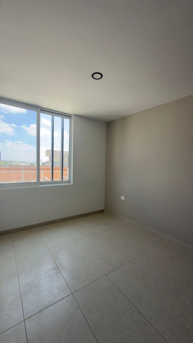 House in Gated Community in Fraccionamiento Arroyo del Bosque, Jesús María, photo 13 of 36