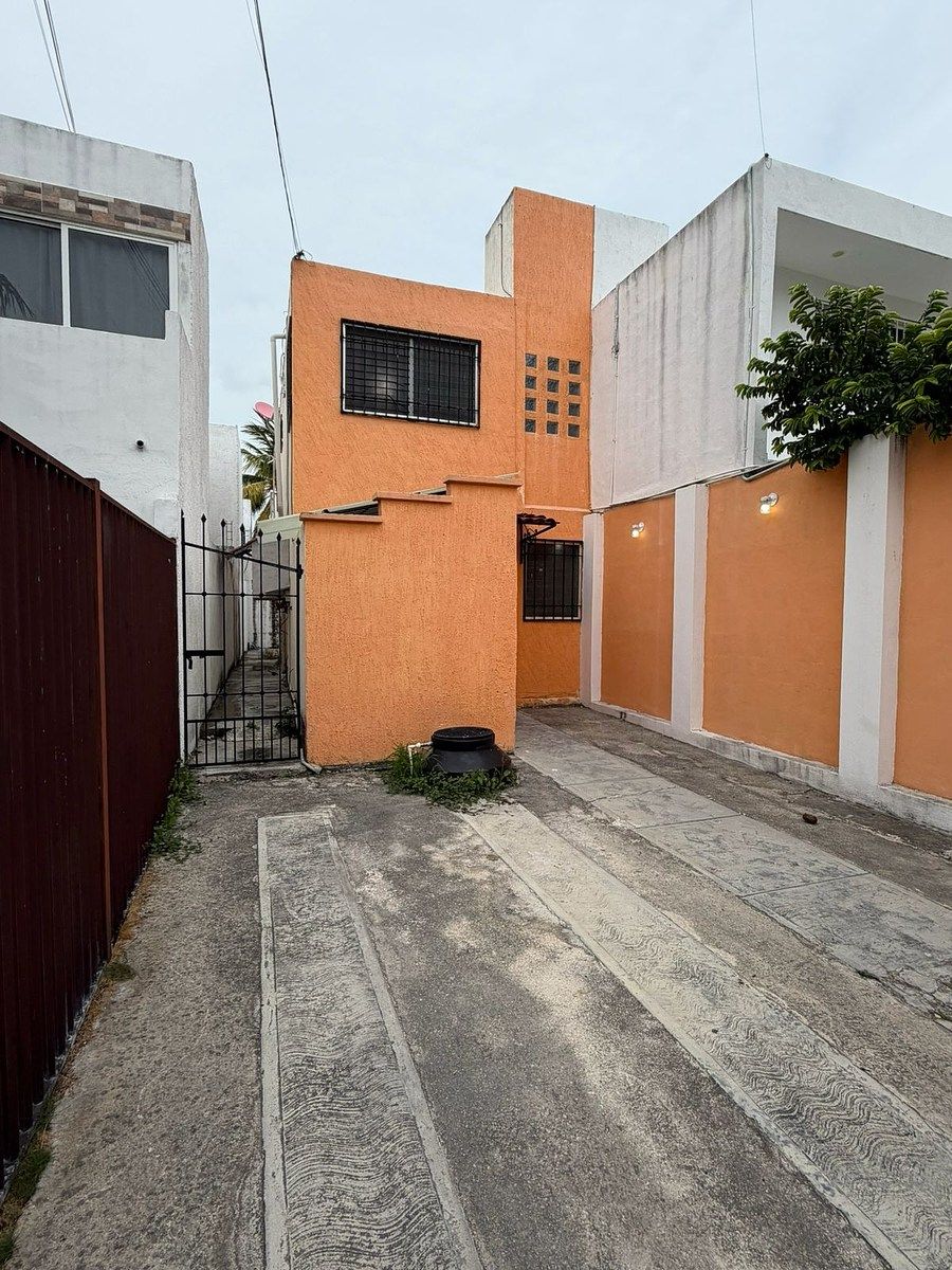 Casa en renta Fraccionamiento Chemuyil en Cancún ID3191, foto 1 de 47