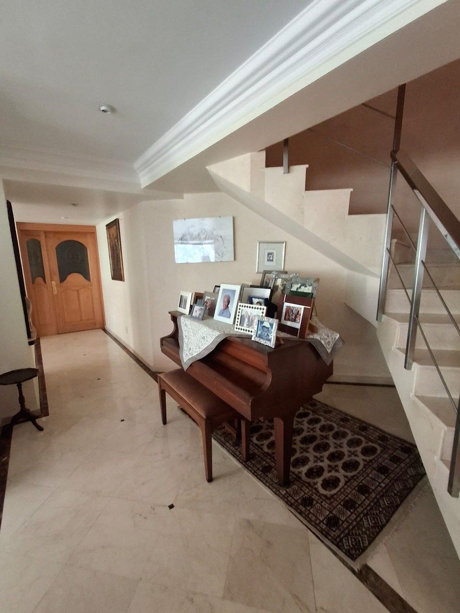 Casa em Bosques de las Lomas, Cuajimalpa de Morelos, foto 3 de 20