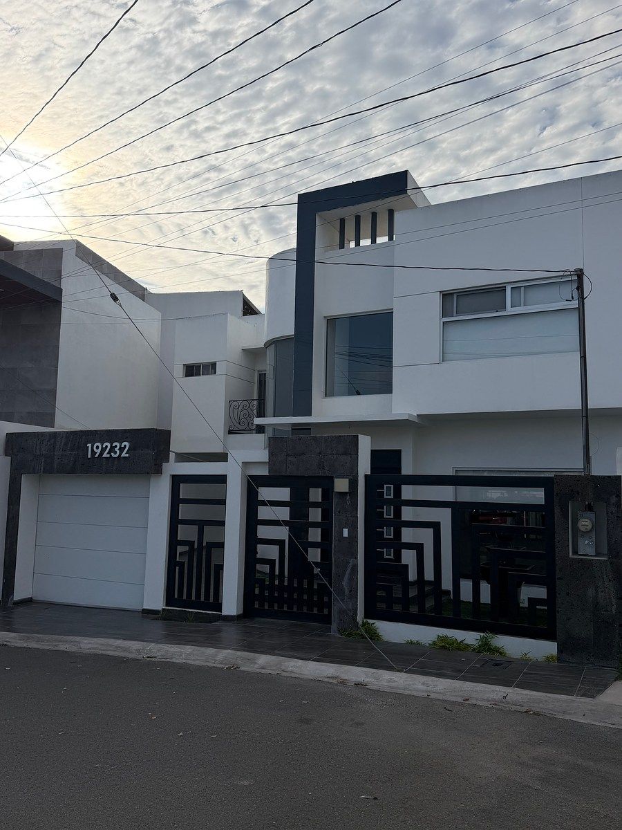 Casa en Loma Dorada, Tijuana, foto 2 de 36
