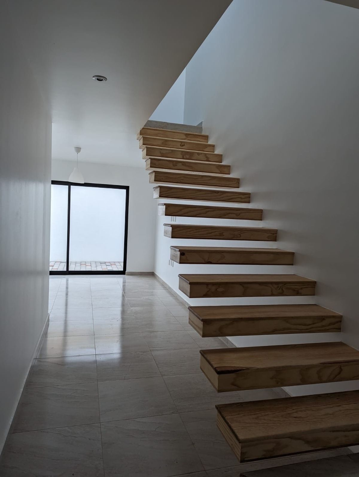 Casa em Zibatá, El Marqués, foto 2 de 20