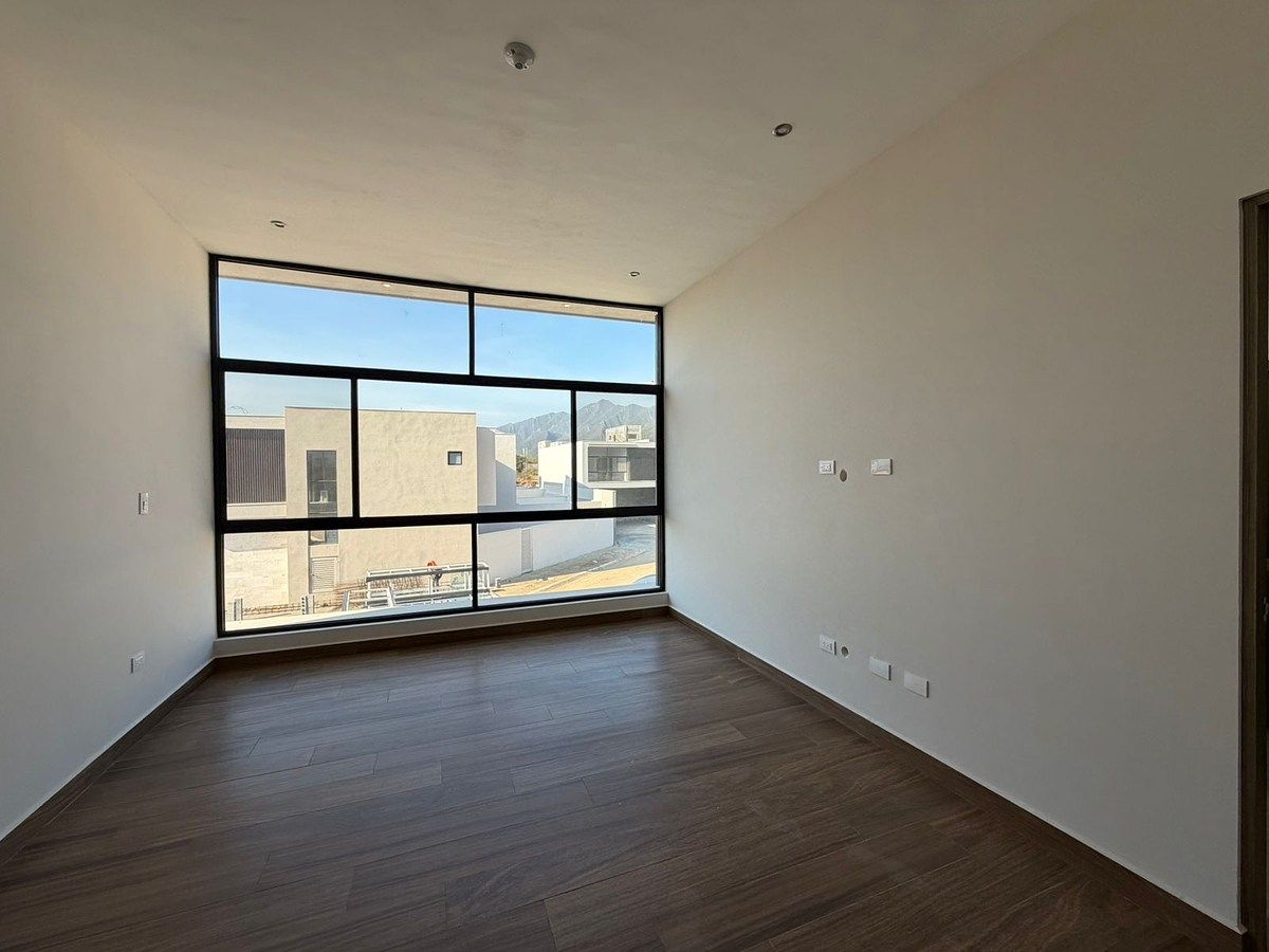 Casa em Los Cavazos, Santiago, foto 5 de 12
