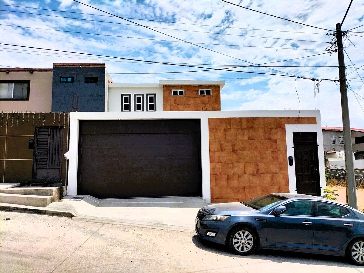 CASA GRANDE RECÉM CONSTRUÍDA PARA ALUGAR EM ROSARITO COLINAS DE ARAGÓN, foto 1 de 32