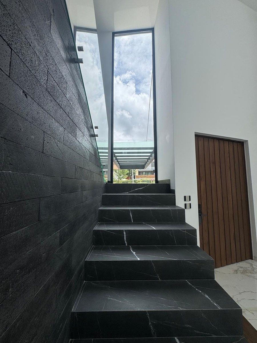 House in Gated Community in Altozano el Nuevo Querétaro, Querétaro, photo 11 of 20