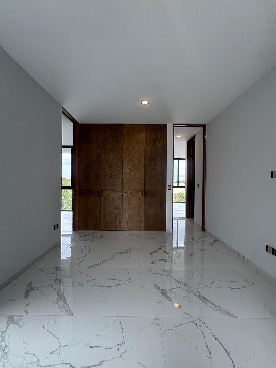 House in Gated Community in Altozano el Nuevo Querétaro, Querétaro, photo 13 of 20