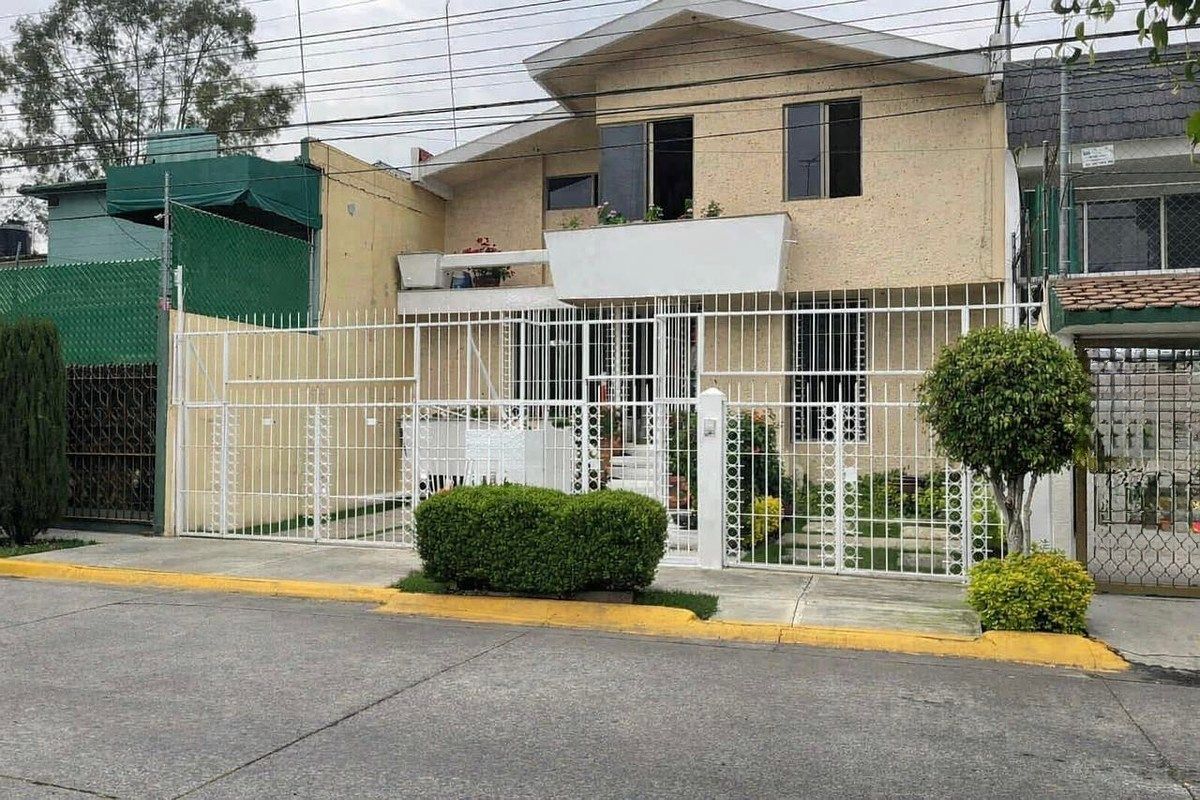 Casa à Venda em Jardines de Santa Monica, Tlalnepantla de Baz, Estado do México, foto 1 de 25
