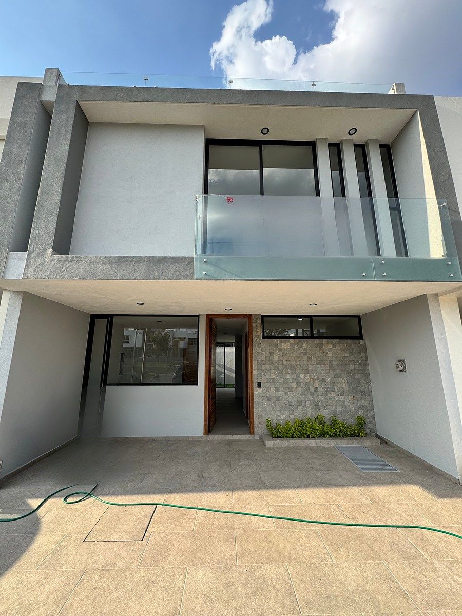 VALLE IMPERIAL / Casa en VENTA, foto 1 de 25
