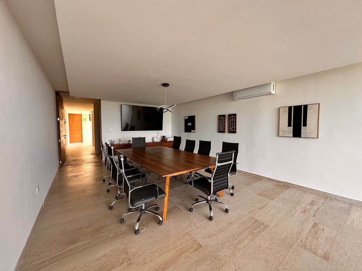 BUSSINES ROOM, foto 28 de 41