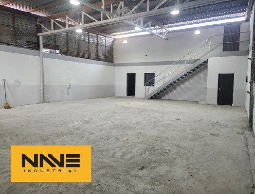 Industrial Warehouse in Terminal, Monterrey, photo 2 of 5