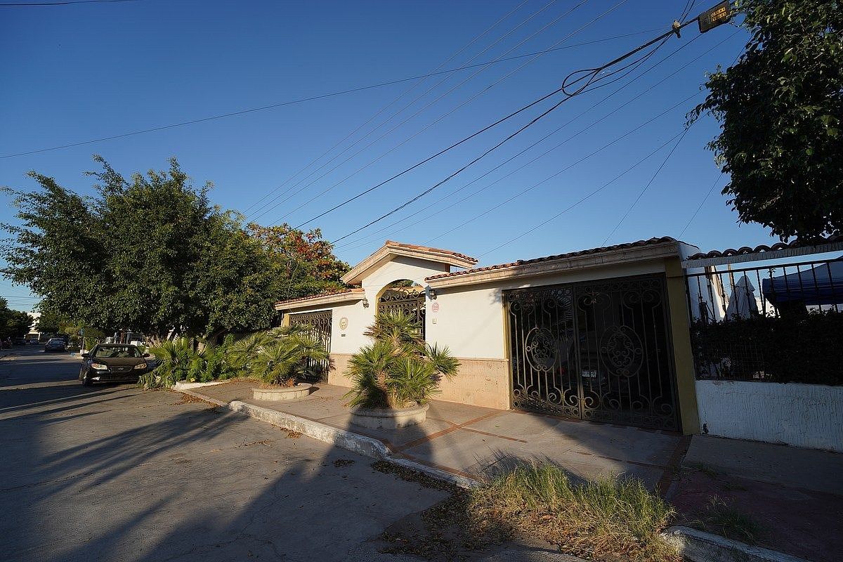Foto 2 de CASA DE UNA SOLA PLANTA EN VENTA EN PUEBLO NUEVO