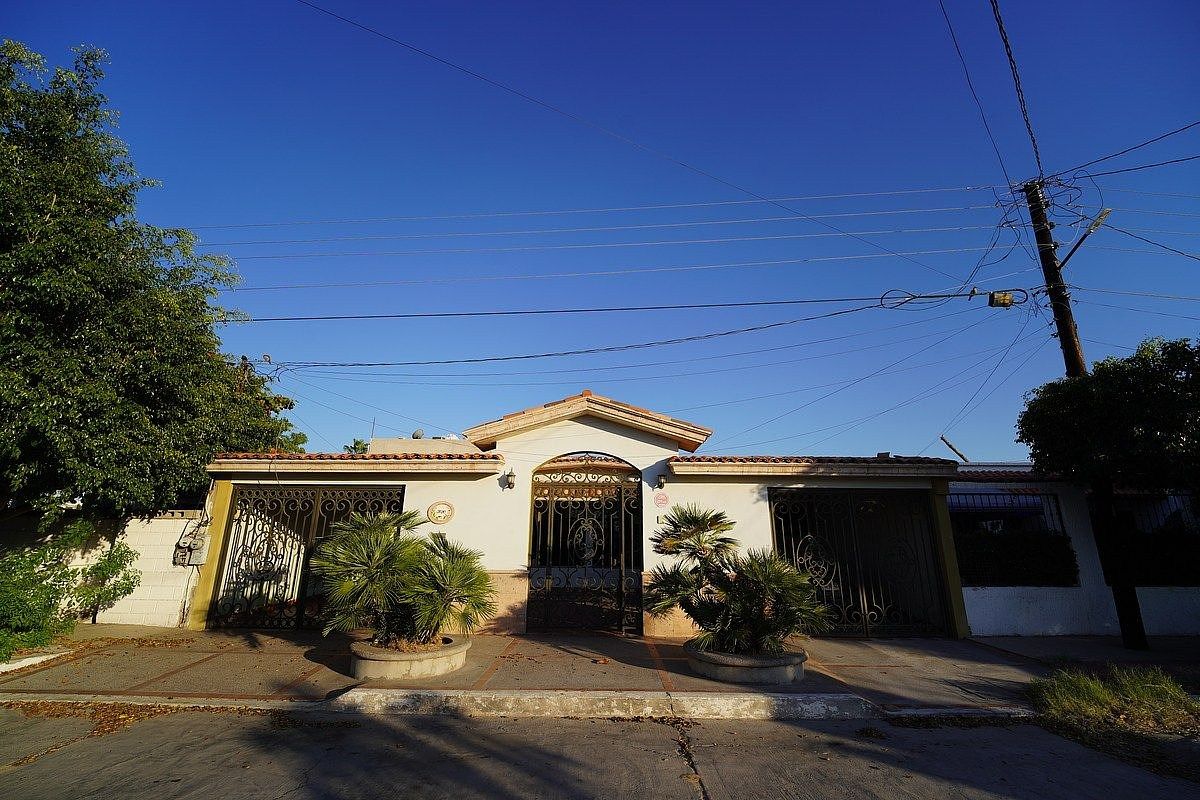 Foto 3 de CASA DE UNA SOLA PLANTA EN VENTA EN PUEBLO NUEVO